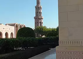 turistipercaso oman-es7hu