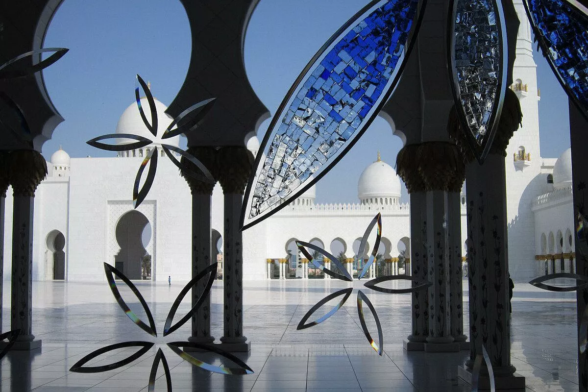 Abu dhabi Dubai