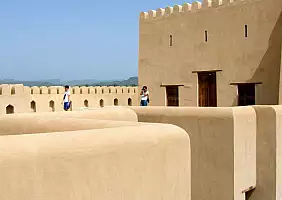 turistipercaso oman-tmyhc