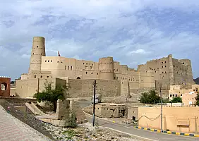 turistipercaso oman-xmr9q