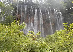 turistipercaso parco-nazionale-dei-laghi-plitvice-7qb19