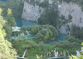 turistipercaso parco-nazionale-dei-laghi-plitvice-f2ws4