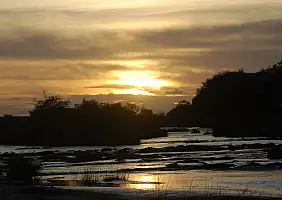 turistipercaso parco-nazionale-tsavo-east-72kk5