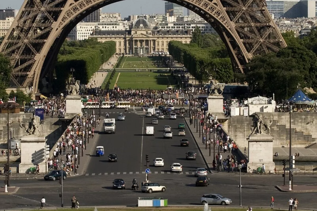 Suggestioni etniche e retrò… a Parigi
