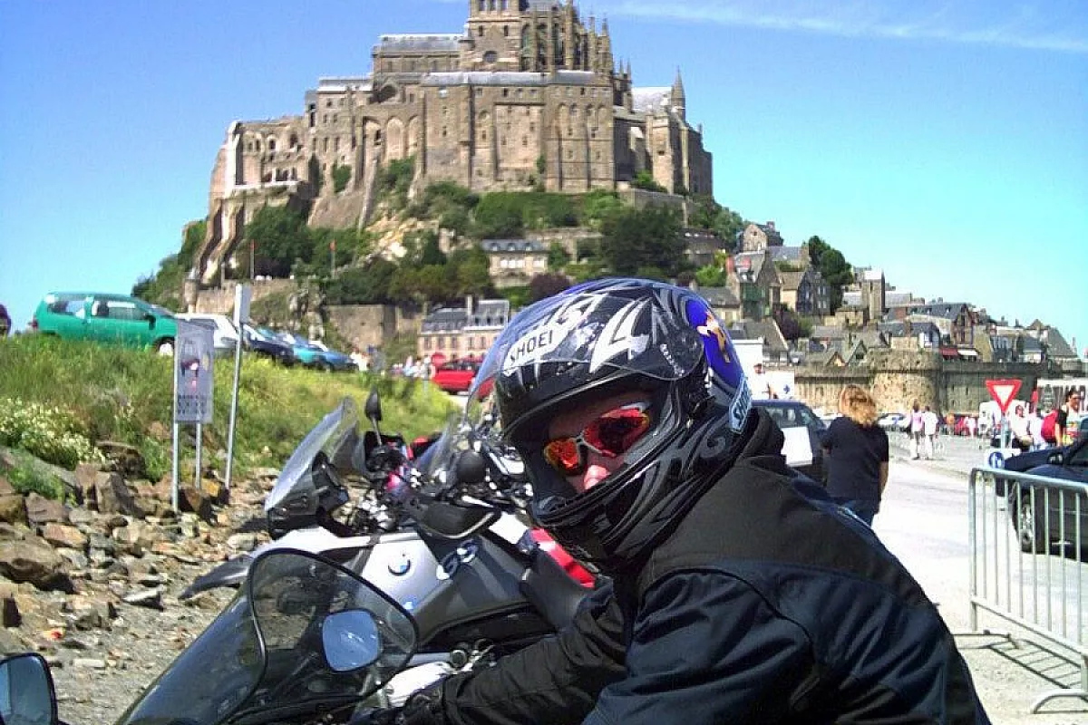 Tour de France su due ruote…motorizzate!