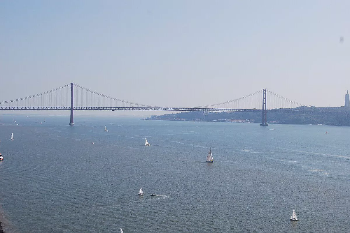 ponte 25 aprile lisbona