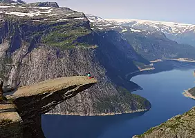 turistipercaso preikestolen-r9g64