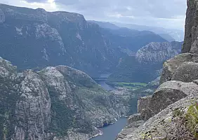turistipercaso prekestolen-9d55v