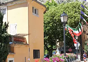 turistipercaso provenza-7pkzn