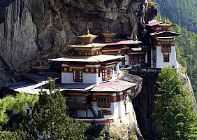 turistipercaso punakha-9d7ye