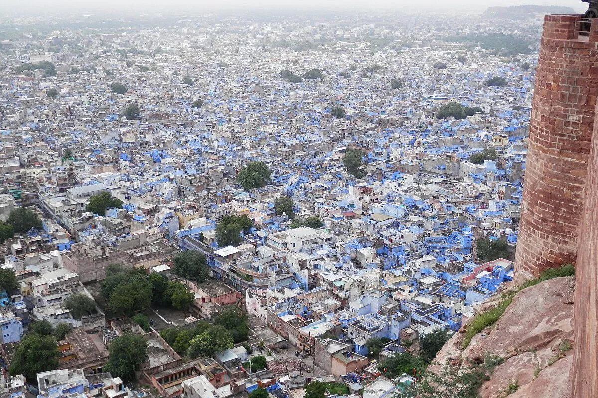 India - Incredible or Difficult ? Awesome.