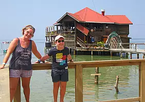 turistipercaso roatan-mare-j1dqd