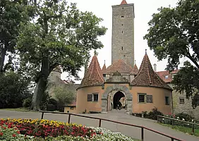 turistipercaso romantische-strasse-palazzo-twawm