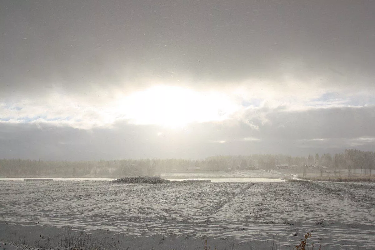 Neve, sole e nuvole