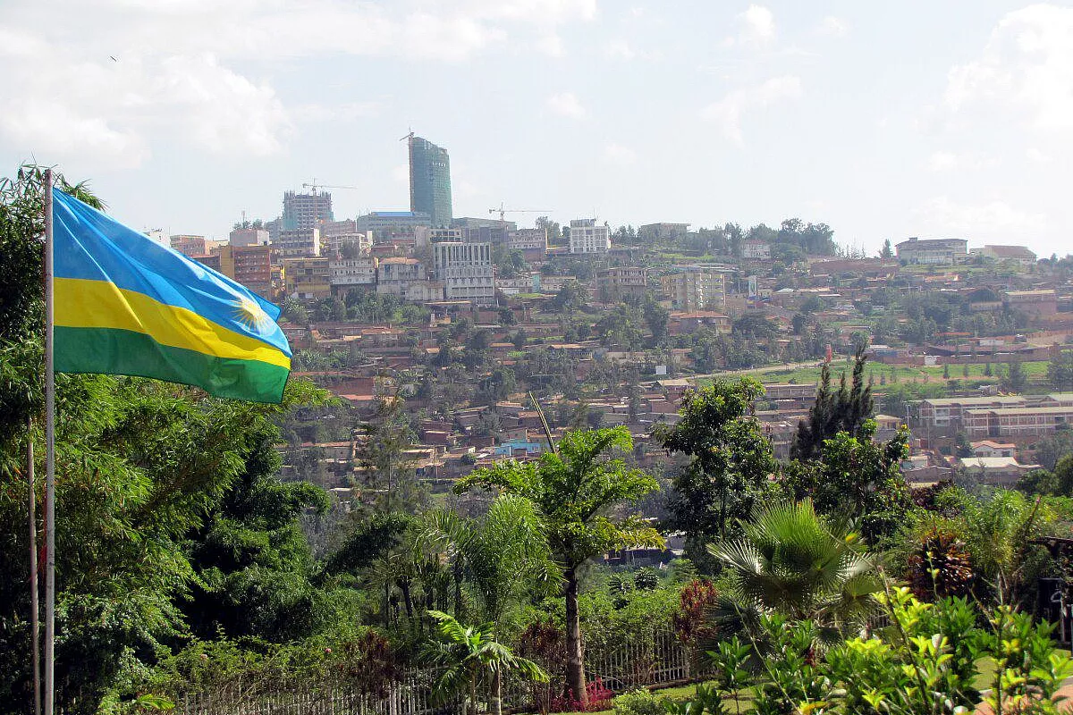 Ruanda tra solidarietà e curiosità