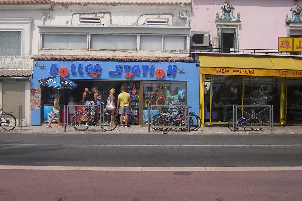 Parigi bimbe al seguito