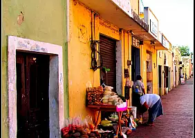 turistipercaso san-cristobal-mercato-streetfood-2a9ws