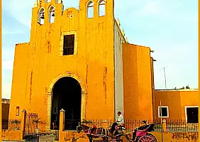 turistipercaso san-cristobal-mercato-streetfood-rhnjb