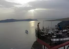 turistipercaso santorini-2-h57zf