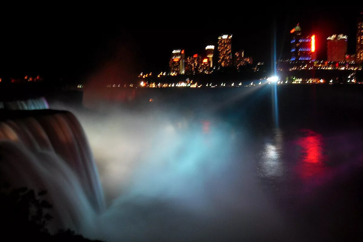 Il Canada, le cascate e..