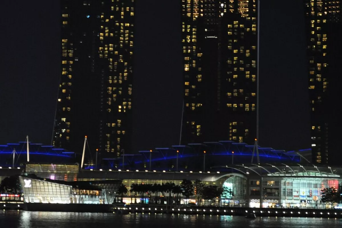 One day Singapore