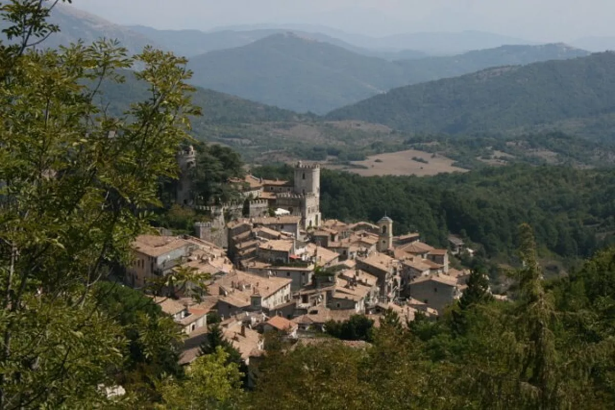 Slow Tour nel Reatino: tour sostenibile e responsabile dalla Via dei Lupi alla via Francigena nel cuore dei Parchi con Gusto