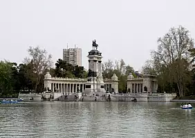 turistipercaso spagna-j9x64