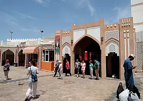 turistipercaso sultanate-of-muscat-and-oman-48ds8