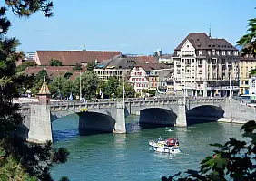 turistipercaso svizzera-b7ph3