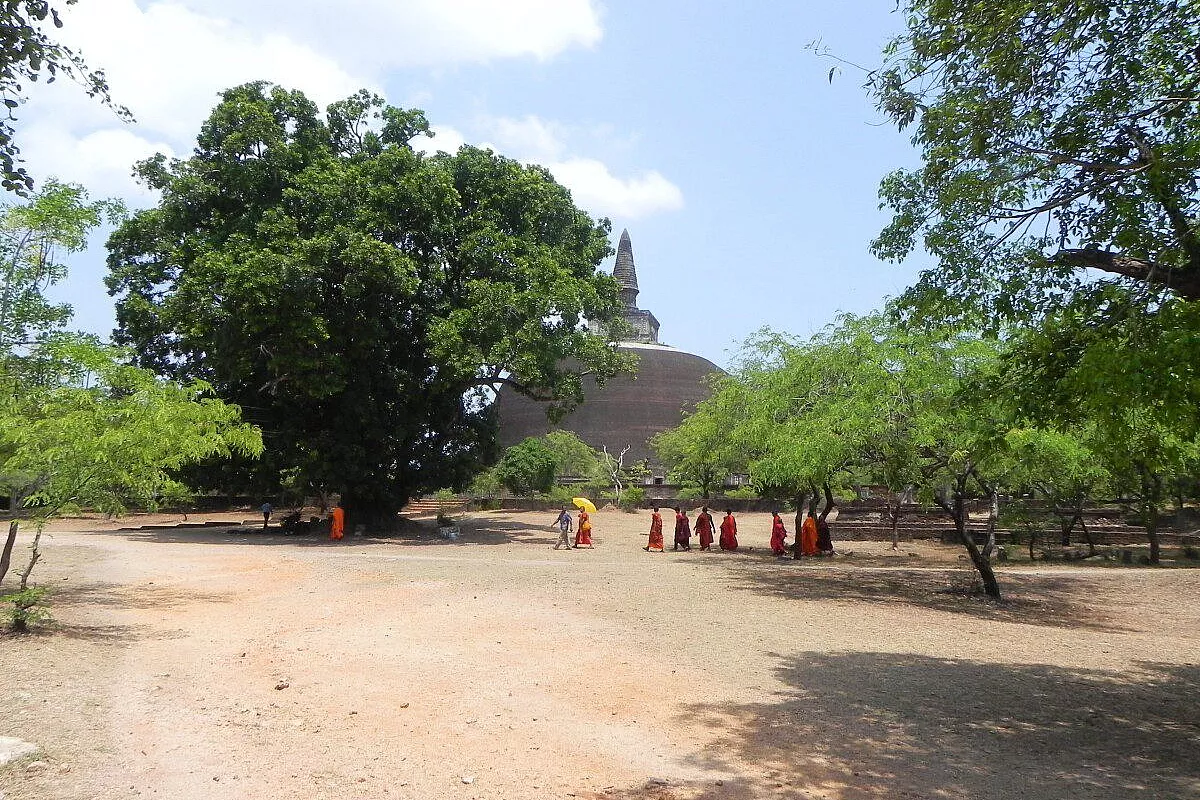 Dagoba (monumento buddhista contenente reliquie del Buddha)