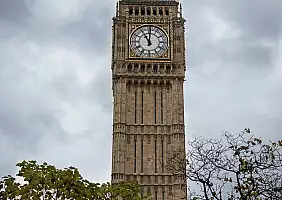 turistipercaso tower-bridge-quartiere-rakwx
