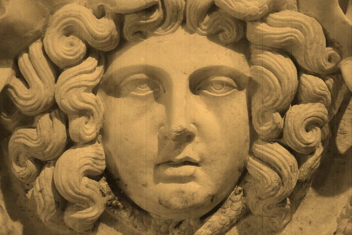 l'incontro/scontro tra oriente e occidente ed il fascino orientalista...