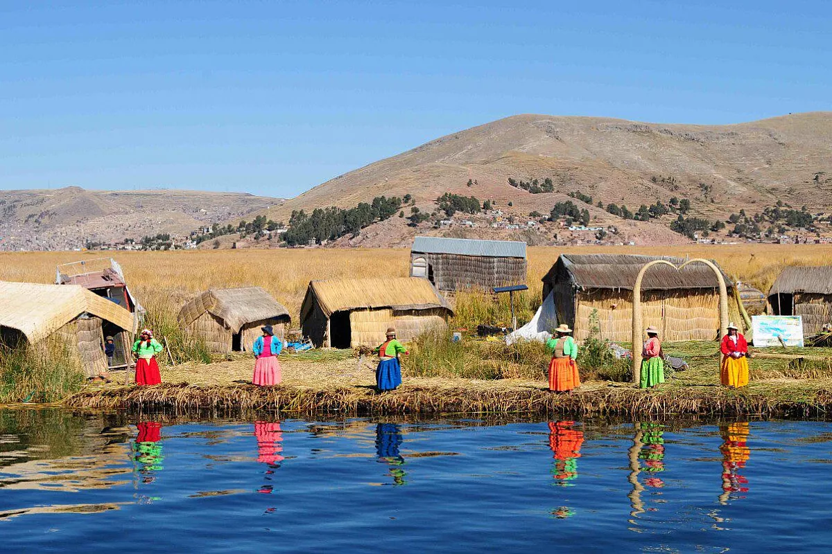 Isla Uros - Lago Titicaca
