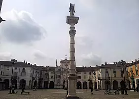 turistipercaso turismo-sostenibile-pwupj