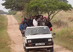 turistipercaso uganda-b92th
