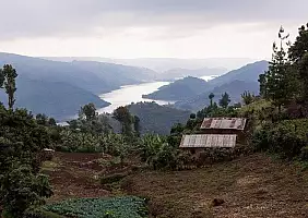 turistipercaso uganda-qyfkp