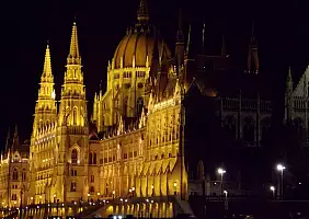 turistipercaso ungheria-d9vux