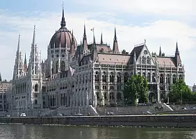 turistipercaso ungheria-euw8d
