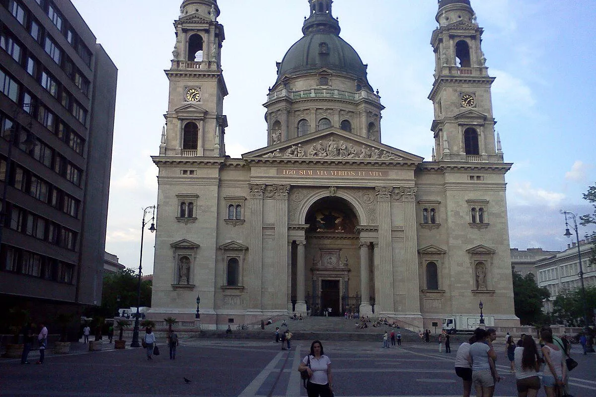 Basilica Santo Stefano