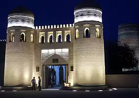 turistipercaso uzbekistan-zk5ha