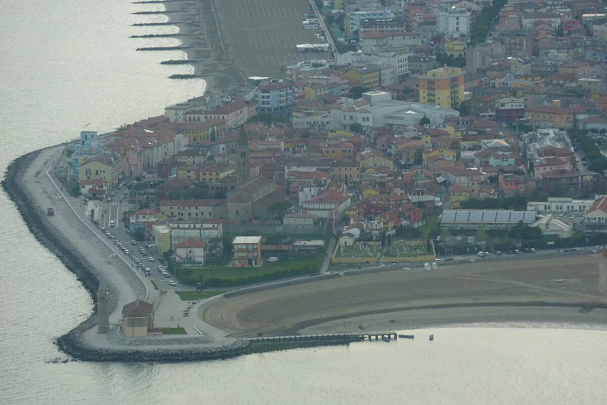 Sulla punta la Chiesetta di Caorle