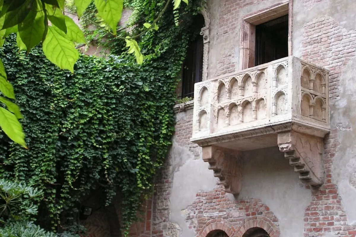 Turisti per Caso, speciale San Valentino: Se ami qualcuno portalo a Verona!