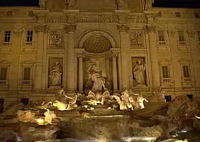 turistipercaso fontana-di-trevi_1