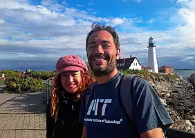 turistipercaso lara_paolo_faro_portland