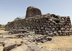turistipercaso NURAGHE_SANTU_ANTINE