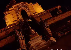 turistipercaso Wat_Chedi_Luang_1_