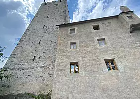 turistipercaso castello_di_brunico