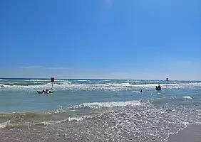 turistipercaso spiaggia in carrozzina