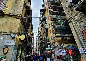 turistipercaso SPACCANAPOLI