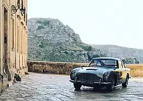 turistipercaso bond
